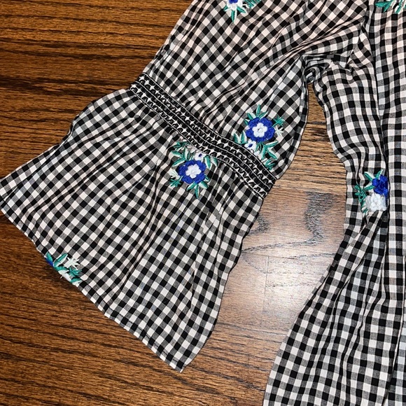 Charter Club Gingham Floral Embroidered Blouse NWT - Picture 5 of 15